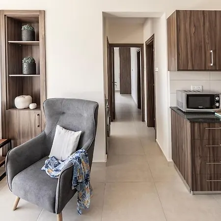 Mythical Sands Apartment דירה